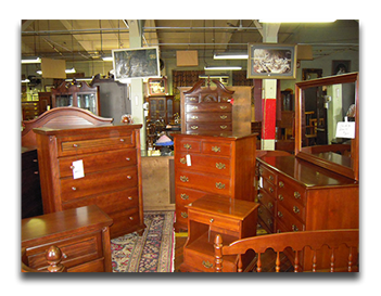 Reclaimed furniture store stores near me